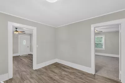 107 Brooks Avenue, Greenville, SC 29617 - Photo 11