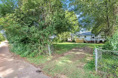 107 Brooks Avenue, Greenville, SC 29617 - Photo 17