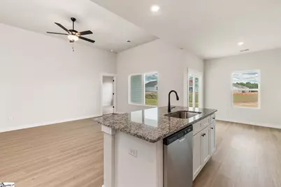 1233 Crested Iris Street, Moore, SC 29369 - Photo 5