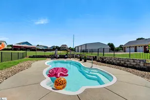 206 Taylor Rd, Greer, SC 29651 - Photo 7