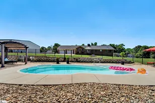 206 Taylor Rd, Greer, SC 29651 - Photo 9