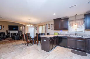 197 Tiara Ridge Ln, Duncan, SC 29334 - Photo 9