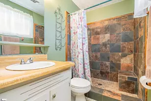 40 Riverwood Cir, Greenville, SC 29617 - Photo 17