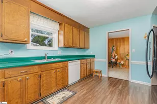 40 Riverwood Cir, Greenville, SC 29617 - Photo 9