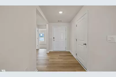 216 Pristine Drive, Greenwood, SC 29646 - Photo 9