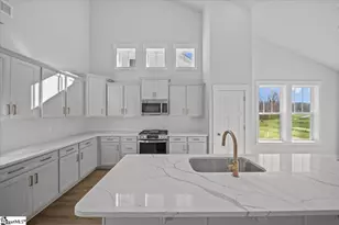 458 Amaryllis Ln, Woodruff, SC 29388 - Photo 5