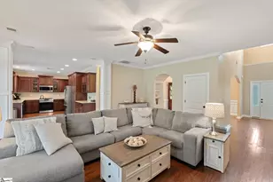 316 Scotts Bluff Dr, Simpsonville, SC 29681 - Photo 9