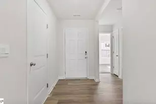 409 Caprock Ct, Seneca, SC 29678 - Photo 3