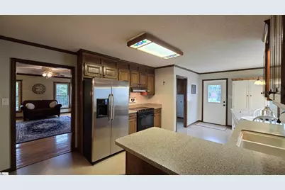 623 Lee Vaughn Road, Simpsonville, SC 29681 - Photo 9