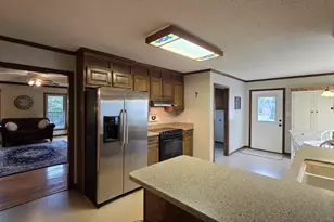 623 Lee Vaughn Rd, Simpsonville, SC 29681 - Photo 9