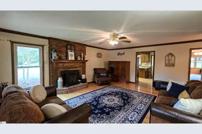 623 Lee Vaughn Road, Simpsonville, SC 29681 - Photo 5