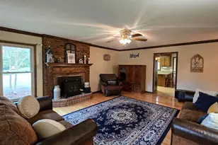 623 Lee Vaughn Rd, Simpsonville, SC 29681 - Photo 5