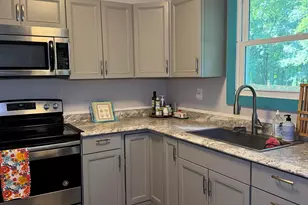 242 Redwood Dr, Easley, SC 29642 - Photo 9