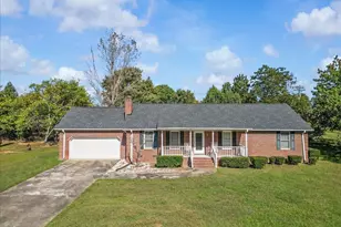 102 Spring Meadow Rd, Simpsonville, SC 29680 - Photo 1