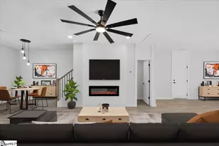 34 Gentry St, Greenville, SC 29611 - Photo 5