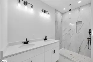 34 Gentry St, Greenville, SC 29611 - Photo 19