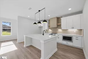 34 Gentry St, Greenville, SC 29611 - Photo 7