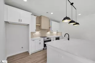 34 Gentry St, Greenville, SC 29611 - Photo 9