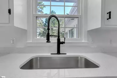 305 Weblin Street, Spartanburg, SC 29306 - Photo 9