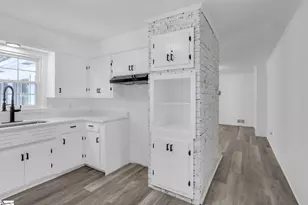 305 Weblin St, Spartanburg, SC 29306 - Photo 13