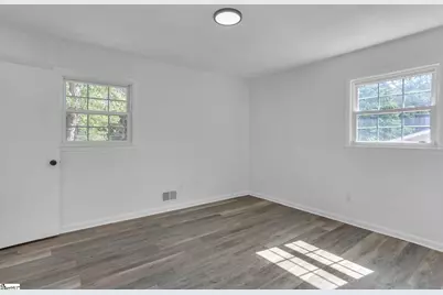 305 Weblin Street, Spartanburg, SC 29306 - Photo 23