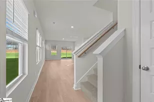 678 Cozy Blf Rd, Spartanburg, SC 29301 - Photo 3