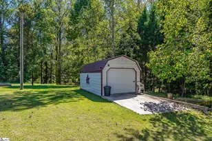 202 Mitchell St, Laurens, SC 29360 - Photo 35