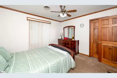 202 Mitchell Street, Laurens, SC 29360 - Photo 15