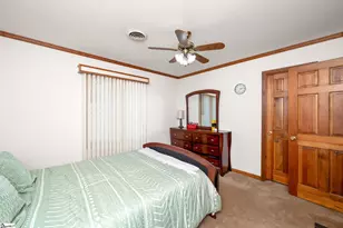 202 Mitchell St, Laurens, SC 29360 - Photo 15