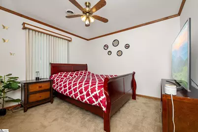 202 Mitchell Street, Laurens, SC 29360 - Photo 11