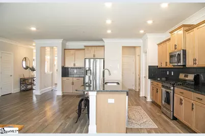 111 Wyatt Drive, Greenville, SC 29605 - Photo 9