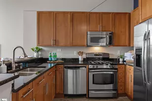 400 Mills Ave, Greenville, SC 29605 - Photo 11