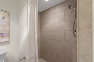 400 Mills Ave, Greenville, SC 29605 - Photo 17