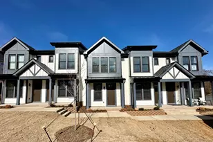 9 Hawthorne Ln, Greenville, SC 29605 - Photo 1