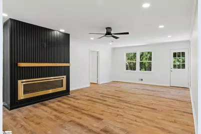 404 Mockingbird Lane, Spartanburg, SC 29307 - Photo 11