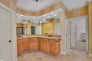 310 Hidden Creek Cir, Spartanburg, SC 29306 - Photo 15