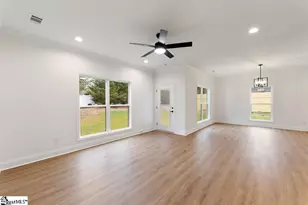 704 Sherwood Ave, Honea Path, SC 29654 - Photo 7