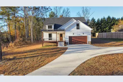 704 Sherwood Avenue, Honea Path, SC 29654 - Photo 1