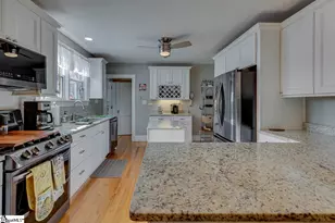 108 Courtland Dr, Greenville, SC 29617 - Photo 15