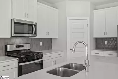 406 Blissful Court, Taylors, SC 29687 - Photo 5