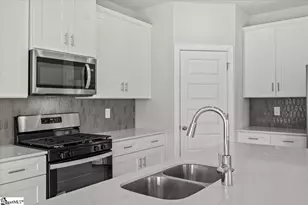 406 Blissful Ct, Taylors, SC 29687 - Photo 5