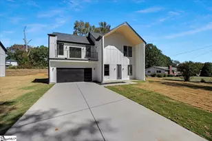 197 Eastbrook Dr, Woodruff, SC 29388 - Photo 11