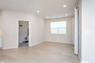 138 Magnolia St, Reidville, SC 29388 - Photo 11