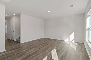 215 Pristine Dr, Greenwood, SC 29646 - Photo 7