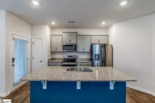 1422 Bella Grace Ct, Boiling Springs, SC 29316 - Photo 5