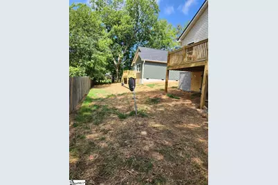 200 Broadus Street, Greer, SC 29651 - Photo 11