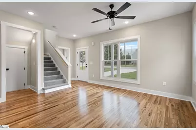 20 N Georgia Avenue, Greenville, SC 29611 - Photo 5