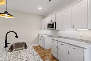 20 N Georgia Ave, Greenville, SC 29611 - Photo 11