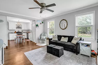 613 E Florida Avenue, Clinton, SC 29325 - Photo 3