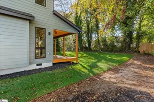 18 Doe St, Greenville, SC 29611 - Photo 9